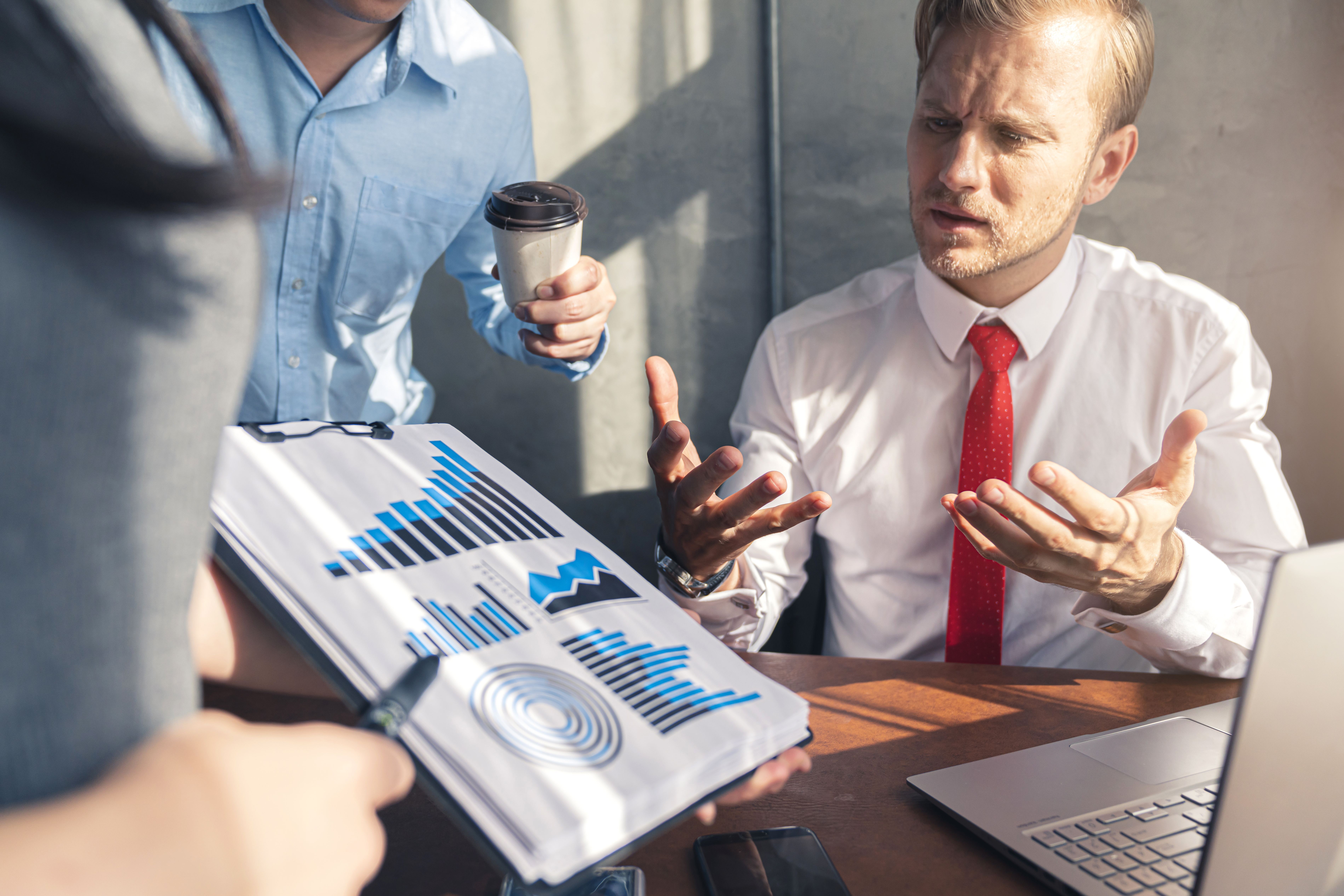 Fintech Investments: Opportunities and Risks for Shareholders